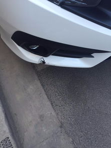 汽车保险杠要换吗多少钱(汽车保险杠更换费用详解，何时需要更换，需要多少钱？