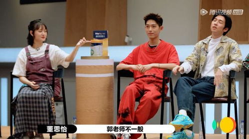 晶晶摸手游戏攻略 VS 被黑暗吞噬的我游戏攻略